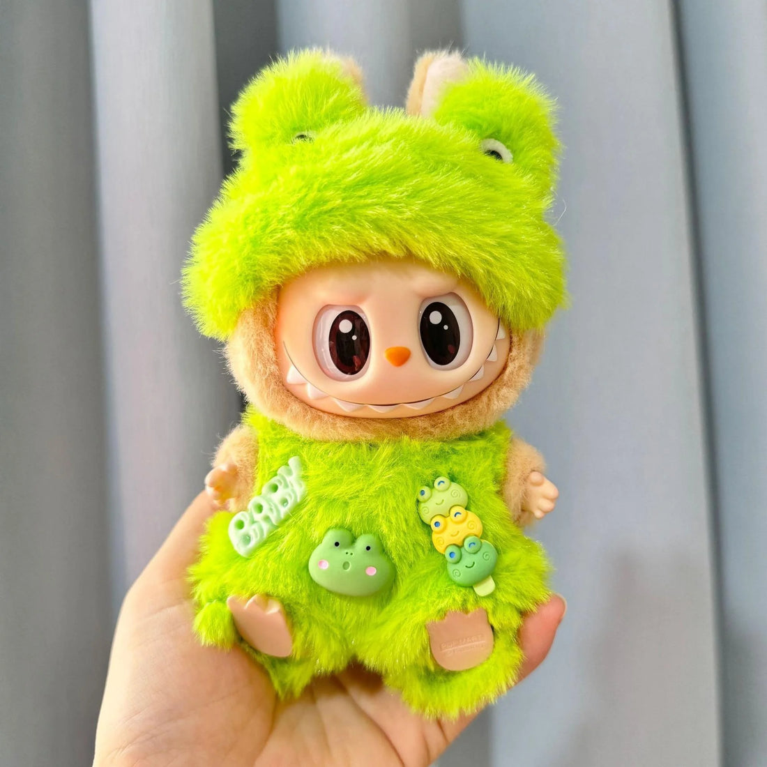 Labubu Clothes Labubu A String Of Green Frogs