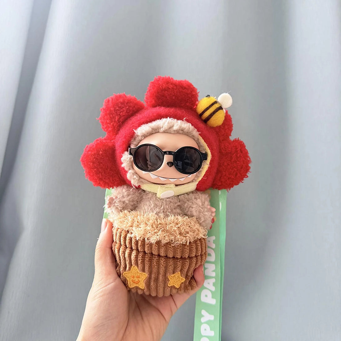 Labubu Clothes Labubu All-Black Sunglasses + Red Potted Plant Doll Clothes Bag (Doll Not Included)