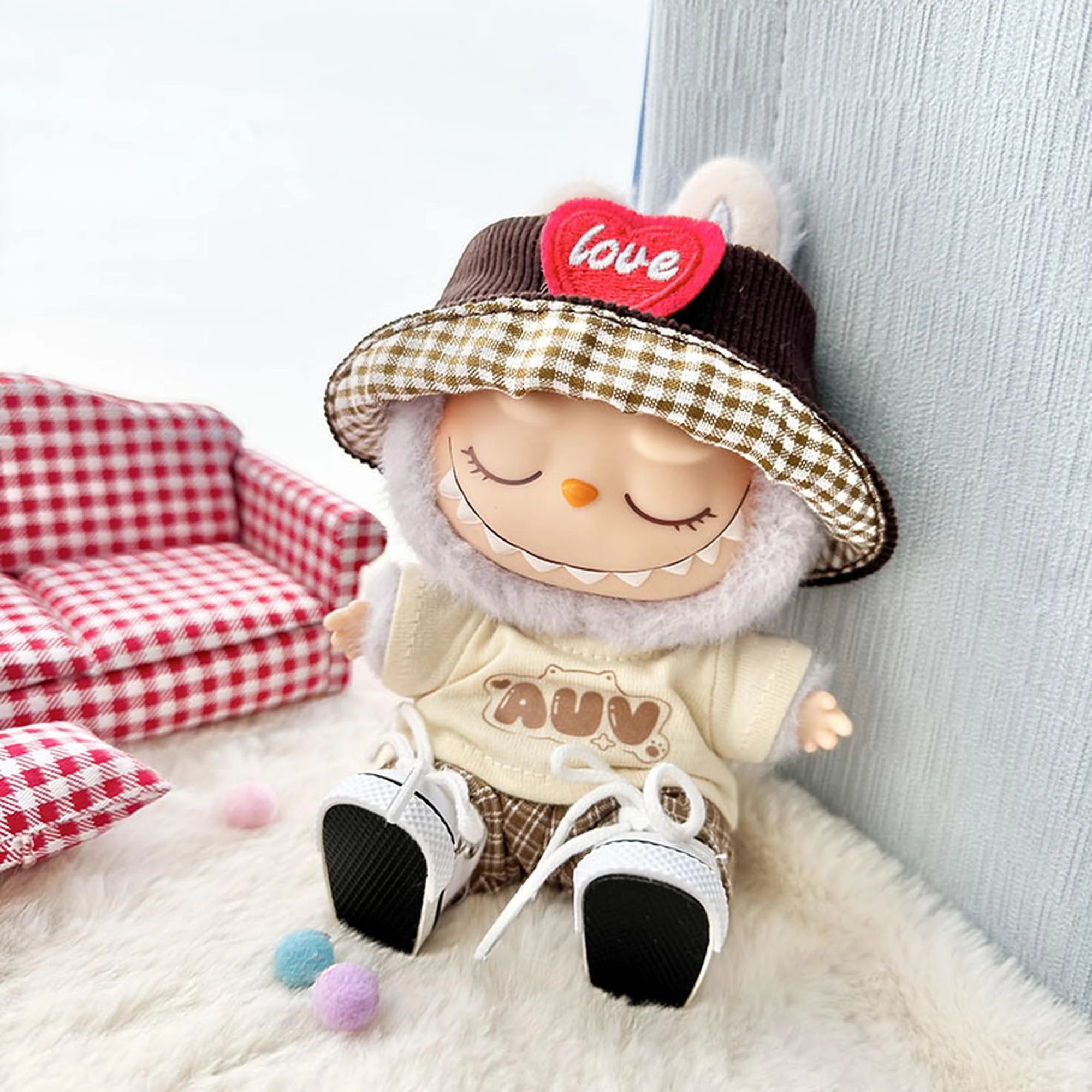 Labubu Clothes Labubu Au Two-Piece T-Shirt Set + Brown Love Hat + White Canvas Shoes