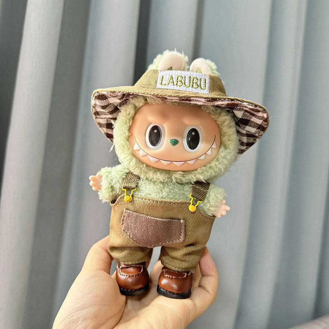 Labubu Clothes Labubu Brown Green Pocket Crossbody + Labubu Fisherman Hat No Shoes