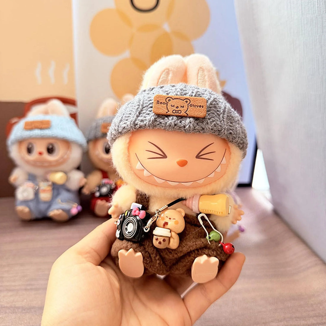 Labubu Clothes Labubu Kd Black Camera + Gray Flipped-Brim Hat + Brown Bottle Suspenders