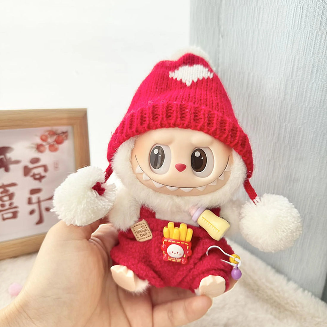Labubu Clothes Labubu Little Heart Hat + Red Bottle Overalls