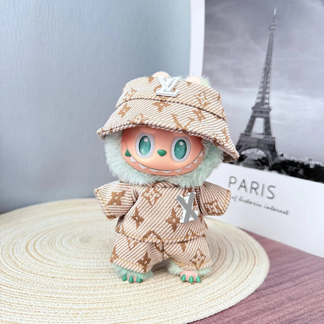 Labubu Clothes Labubu Lv Light Brown Noble Three-Piece Set