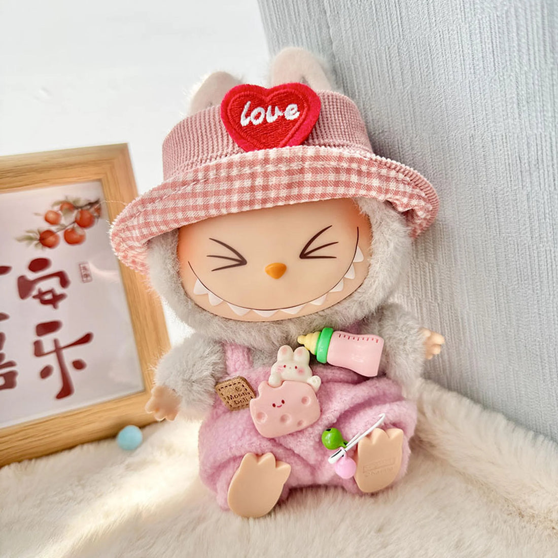 Labubu Clothes Labubu Pink Heart Hat + Pink Bottle Overalls