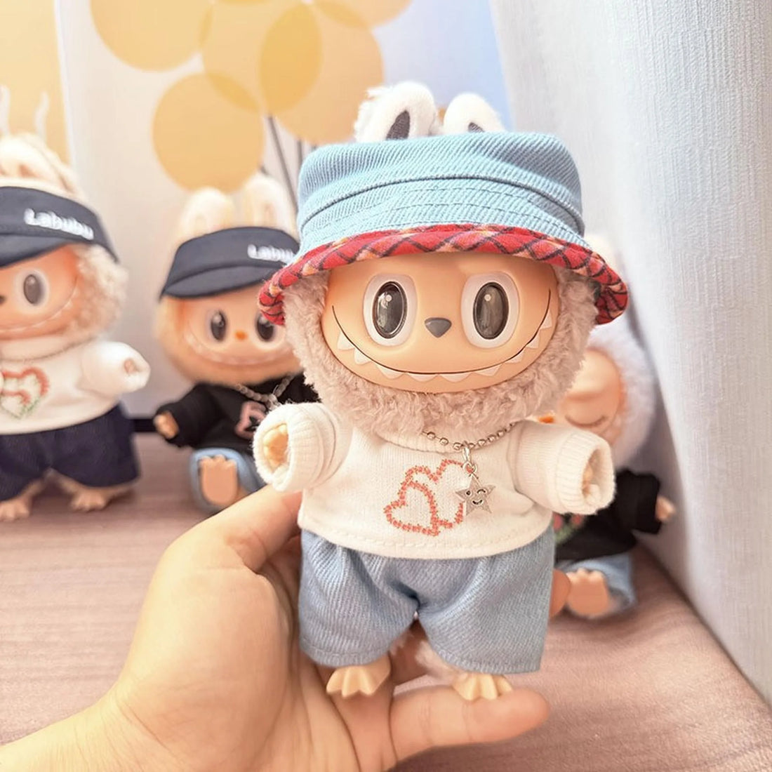 Labubu Clothes Labubu Red-Trimmed Cowboy Hat + Rose Heart White Tee Outfit