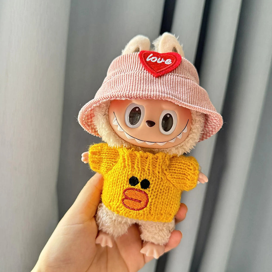 Labubu Clothes Labubu Yellow Duck Knit Sweater Charm + Pink Heart Hat